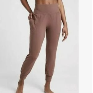 Athleta salutation joggers